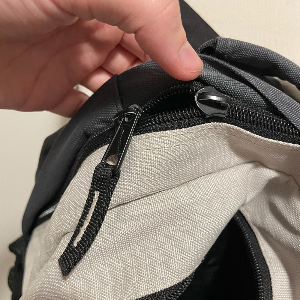 Eddie Bauer Backpack Multiple Pockets And Water B… - image 6